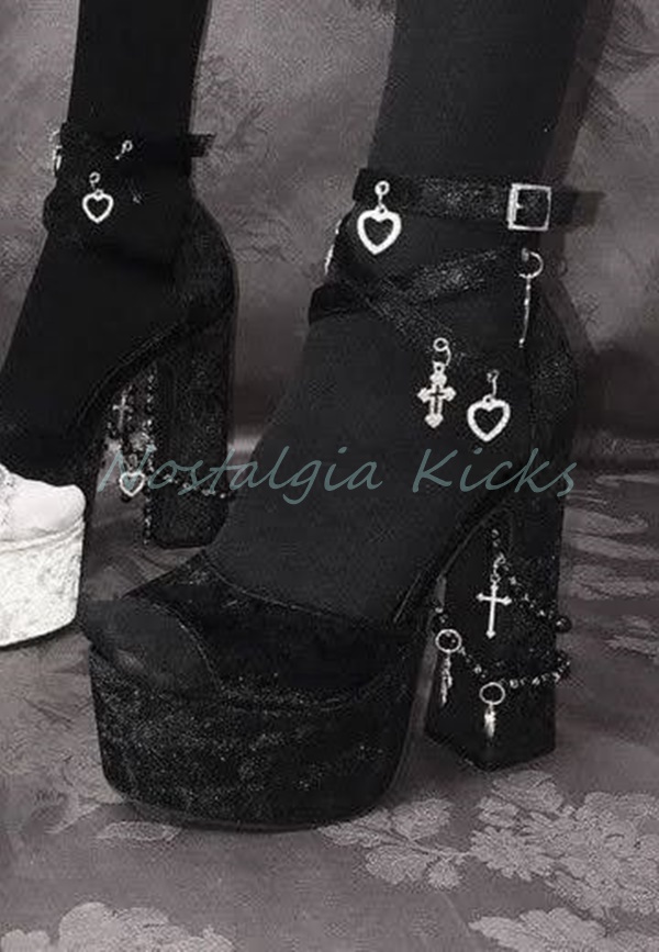 Gothic Black Velvet Platform H - Sandal Strappy Heeled incelemesi ve fiyatı
